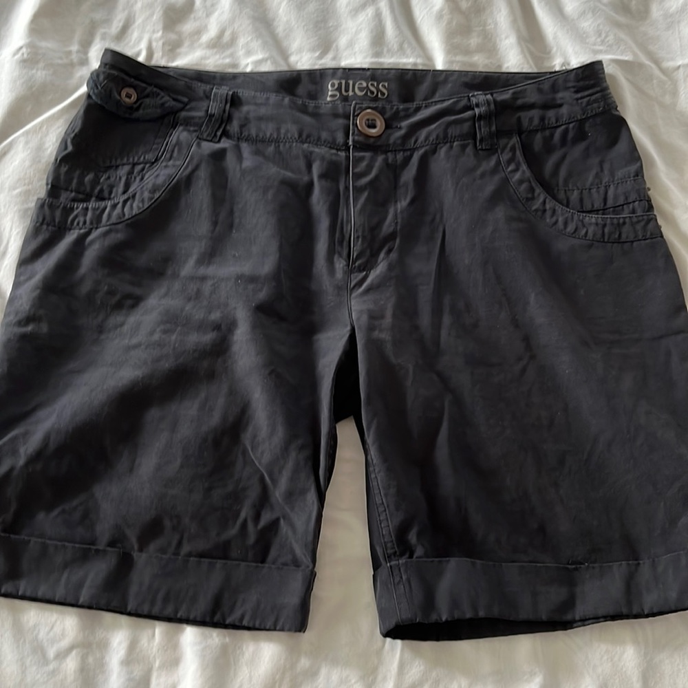 Guess black shorts, 7”, cuffed, zipped pockets, size 32